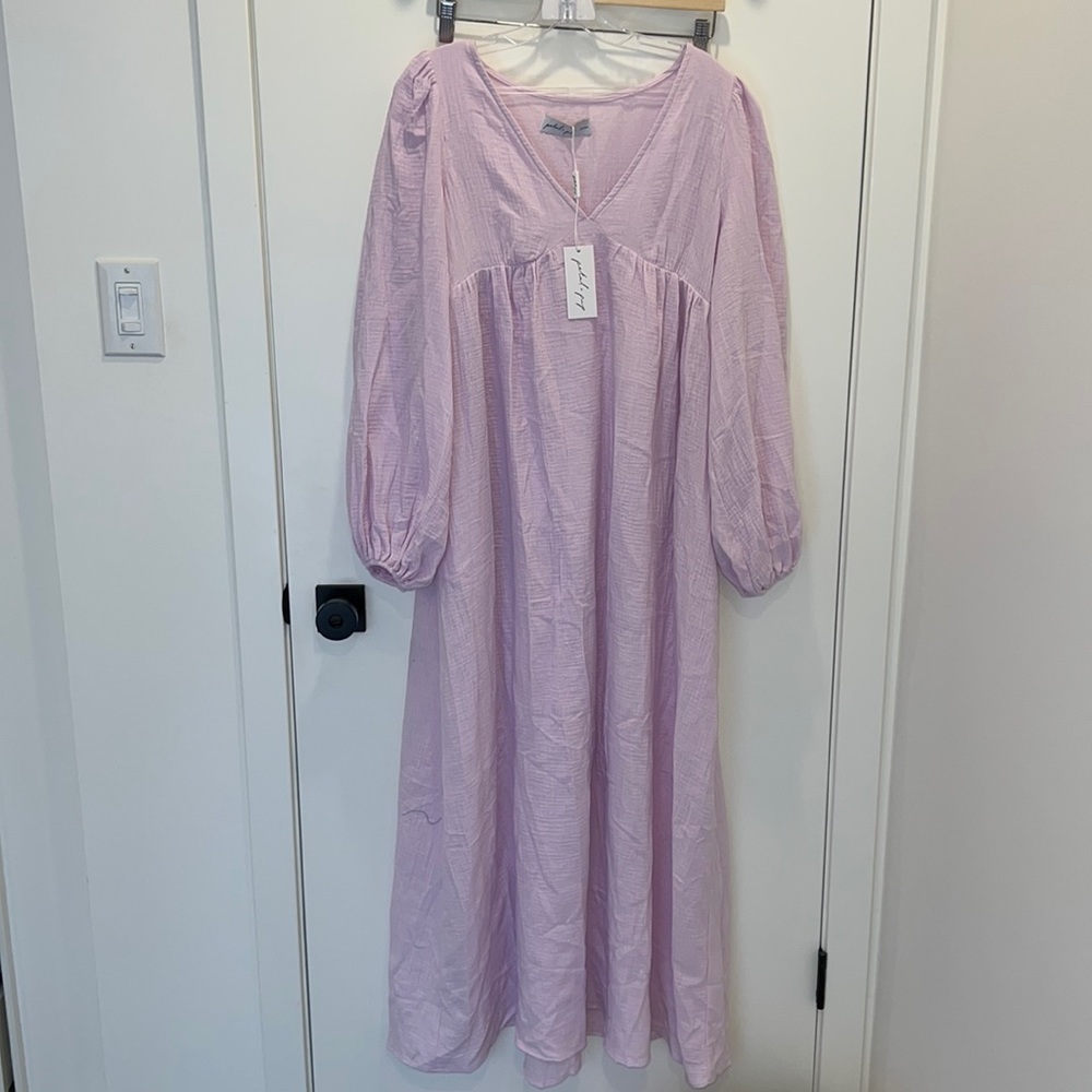 Pretty summer dress never worn